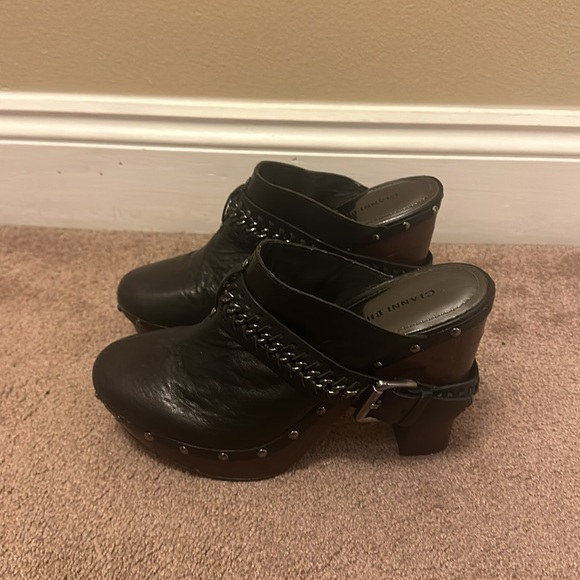 Gianni Bini Clogs - Picture 2 of 4